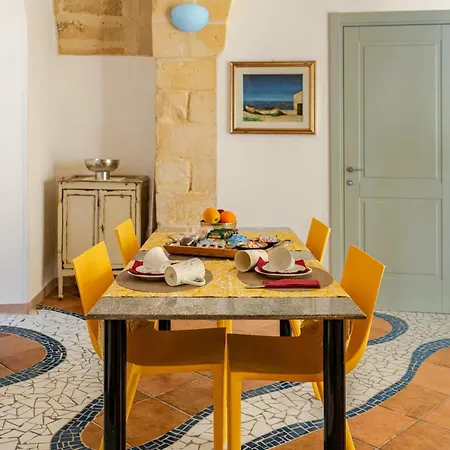 Bed and Breakfast Corte Dei Memoli Di Margiotta Giuseppina