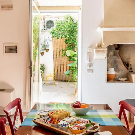 Bed and Breakfast Corte Dei Memoli Di Margiotta Giuseppina