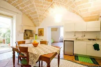 Bed & Breakfast Corte Dei Memoli Di Margiotta Giuseppina