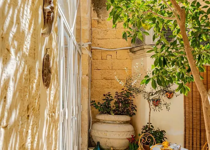 Corte Dei Memoli Di Margiotta Giuseppina 4* ليتشي