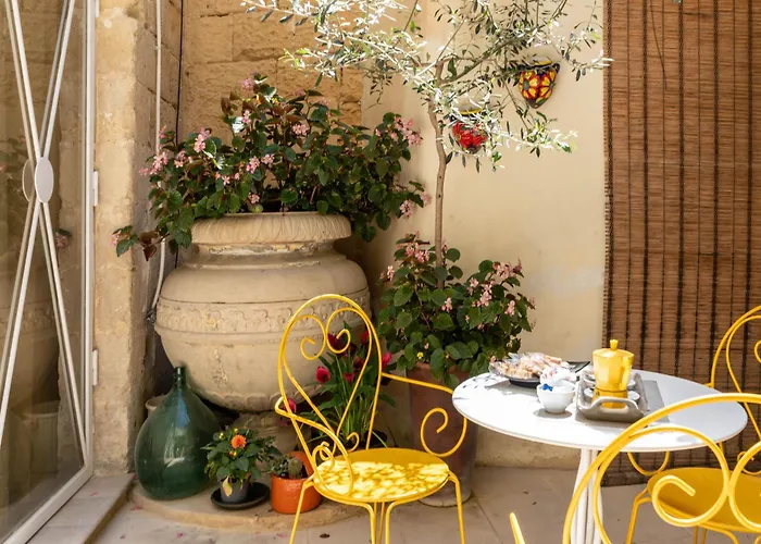 فندق مبيت وإفطار Corte Dei Memoli Di Margiotta Giuseppina