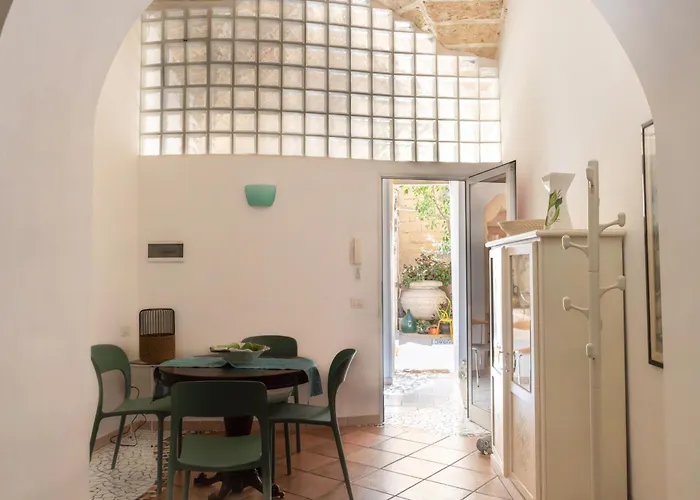 فندق مبيت وإفطار Corte Dei Memoli Di Margiotta Giuseppina 4*