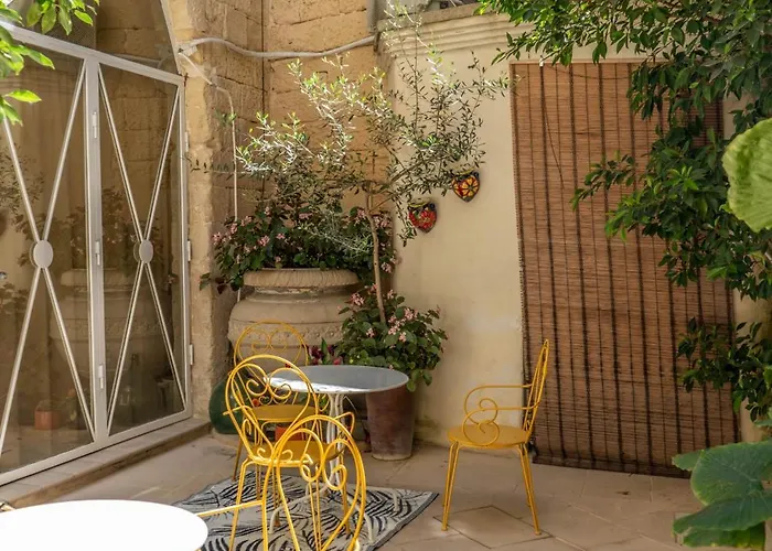 Corte Dei Memoli Di Margiotta Giuseppina ليتشي