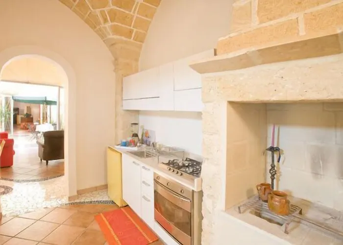 فندق مبيت وإفطار Corte Dei Memoli Di Margiotta Giuseppina 4*