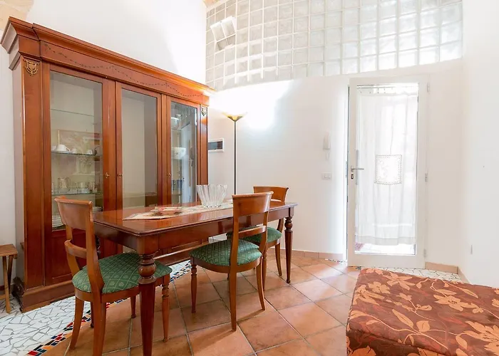 Corte Dei Memoli Di Margiotta Giuseppina 4* ليتشي