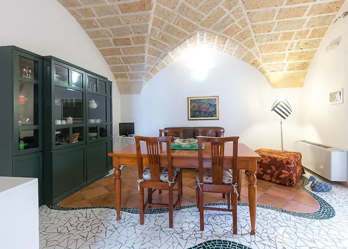 Corte Dei Memoli Di Margiotta Giuseppina ليتشي