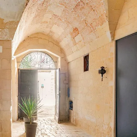 Bed & Breakfast Corte Dei Memoli 3*