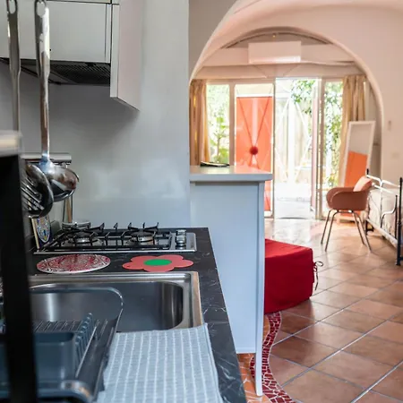 Corte Dei Memoli Di Margiotta Giuseppina Lecce