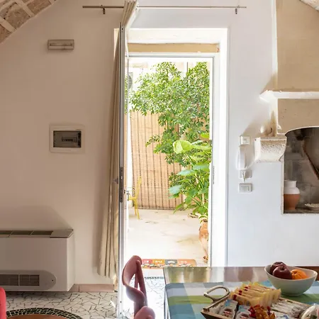 Nocleg ze śniadaniem Corte Dei Memoli Di Margiotta Giuseppina 4*