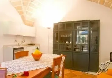 Bed & Breakfast Corte Dei Memoli 3*