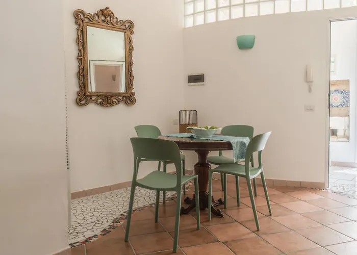 Corte Dei Memoli Di Margiotta Giuseppina Bed and breakfast Lecce
